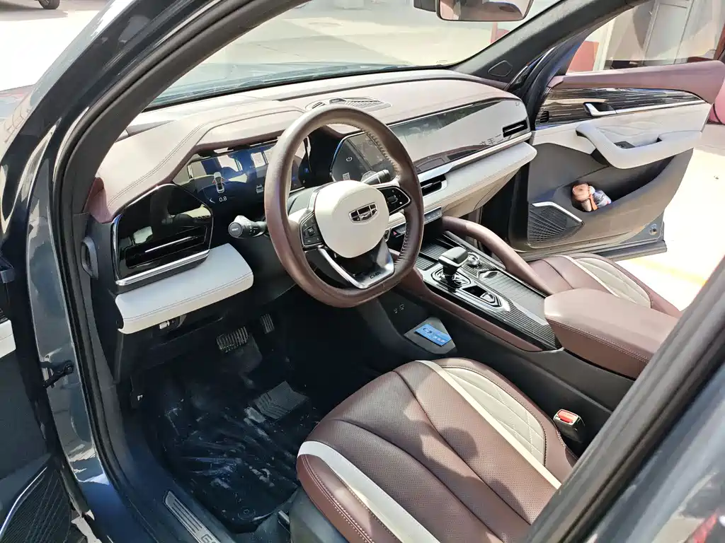 Geely Xingyue L — миниатюра 7
