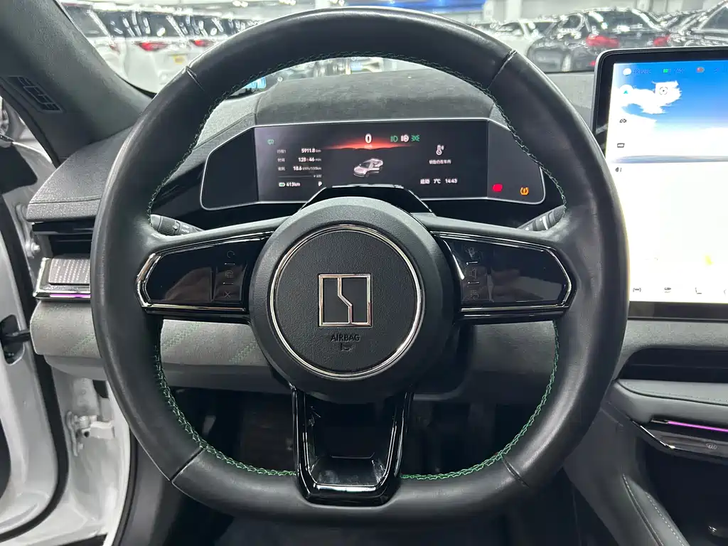 ZEEKR EXTREME KRYPTON 001