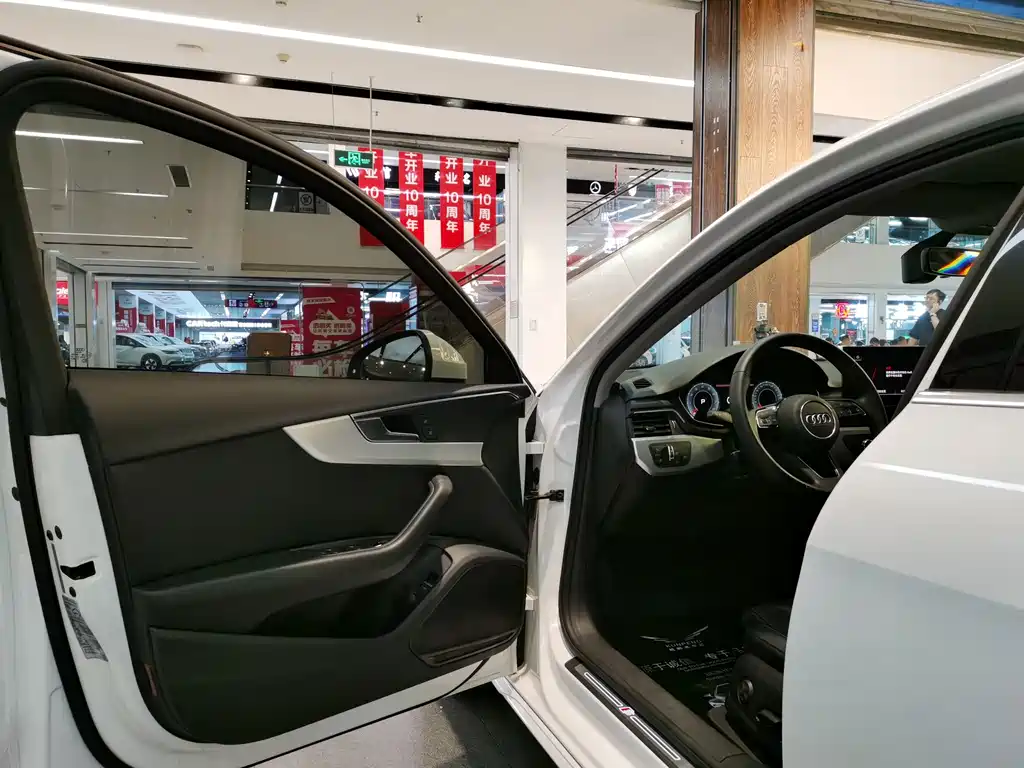 Audi A4L — миниатюра 5