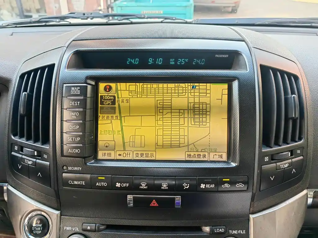 Toyota Land Cruiser — миниатюра 10