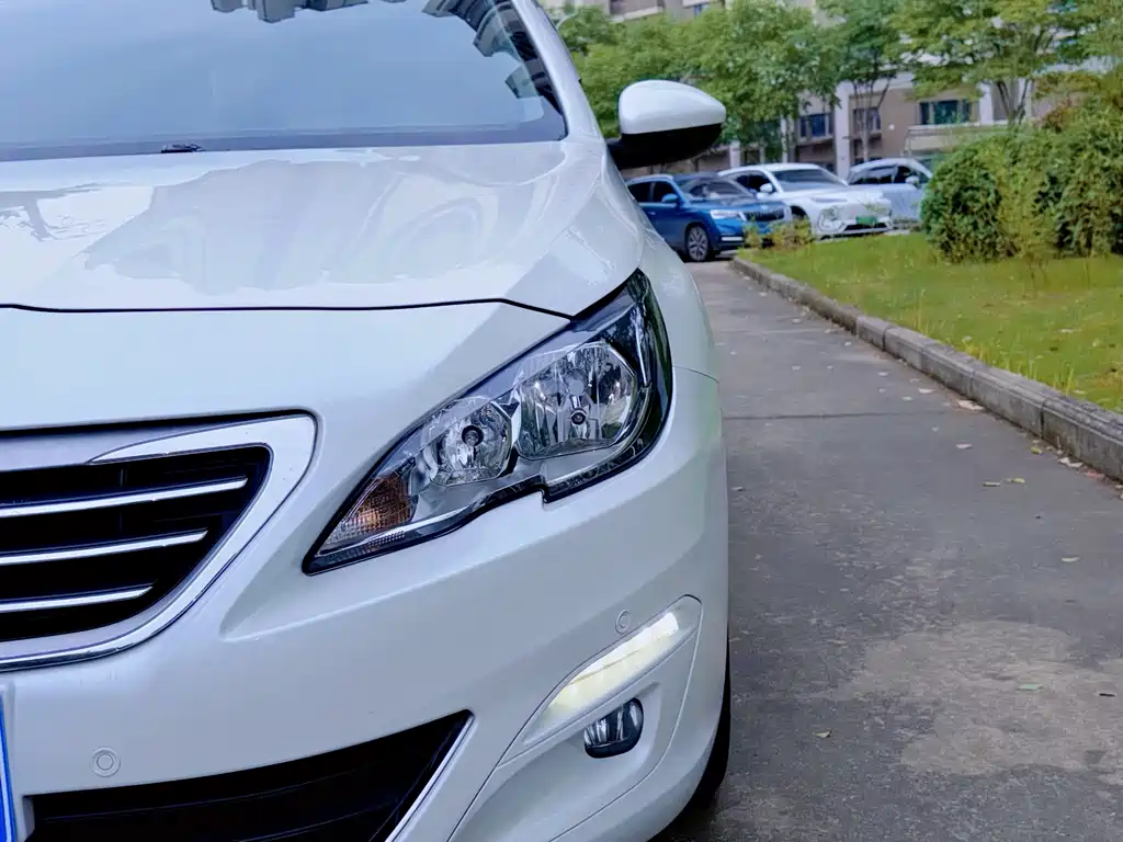 Peugeot 408 2018 350THP AT Luxury