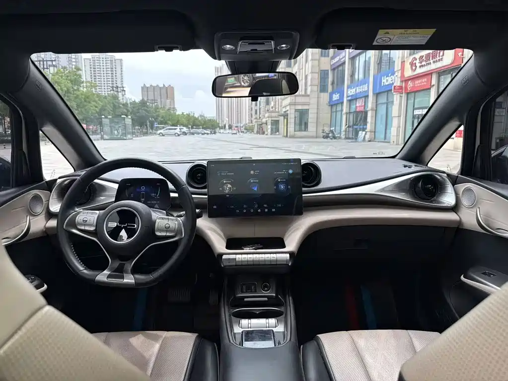 BYD Dolphin — миниатюра 8