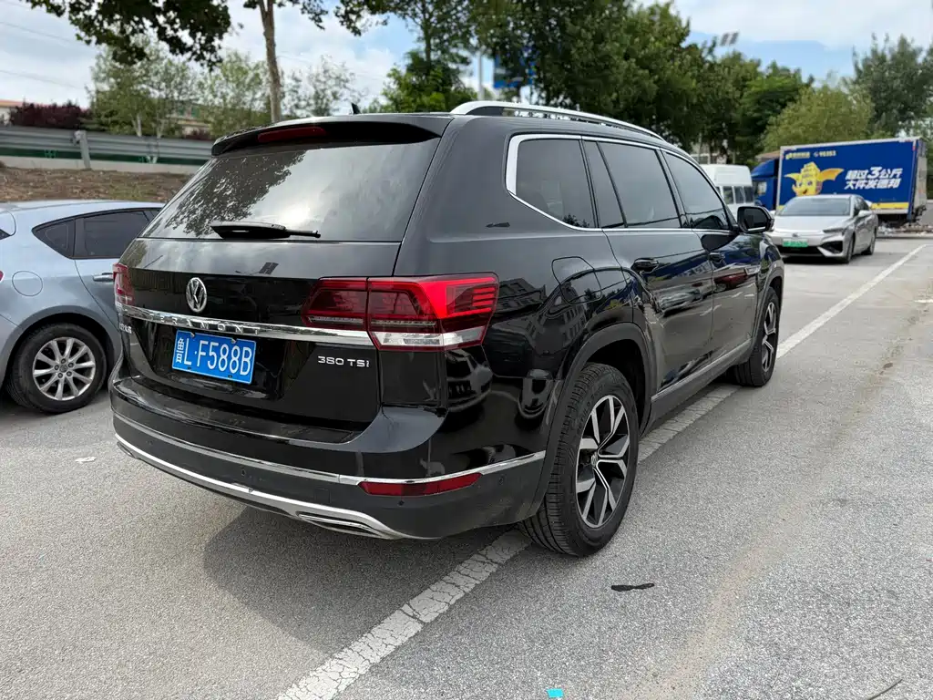 Volkswagen Teramont — миниатюра 3