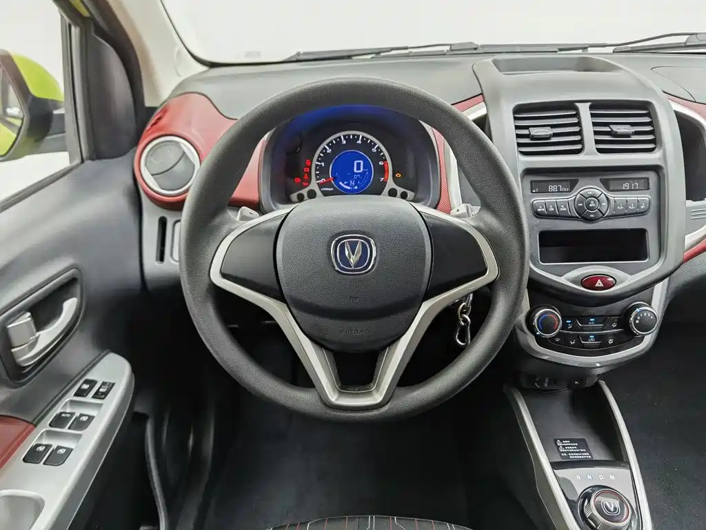 Changan BenBen — миниатюра 11