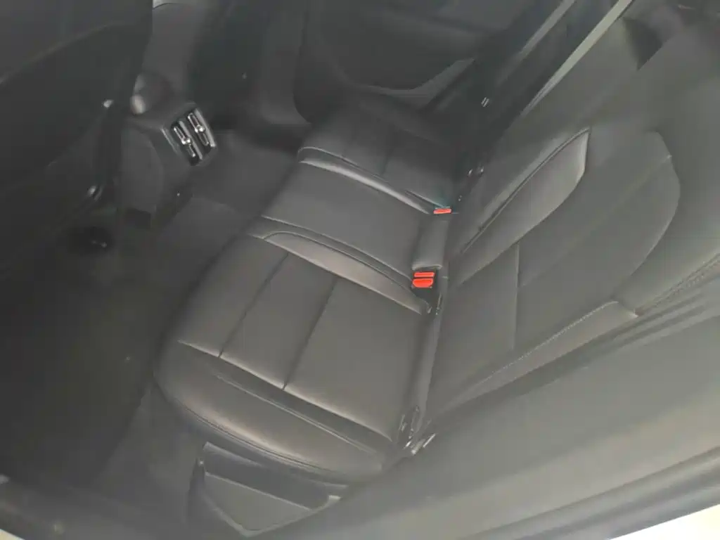 Volvo XC40 — миниатюра 17
