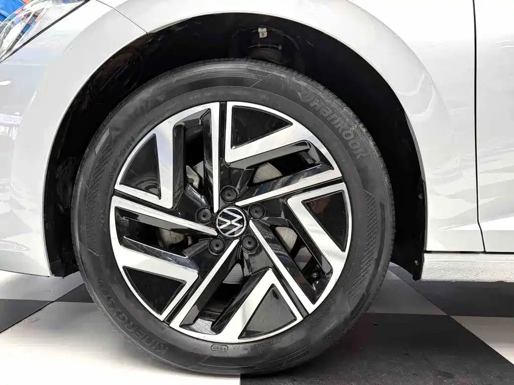 Volkswagen Sagitar — миниатюра 13