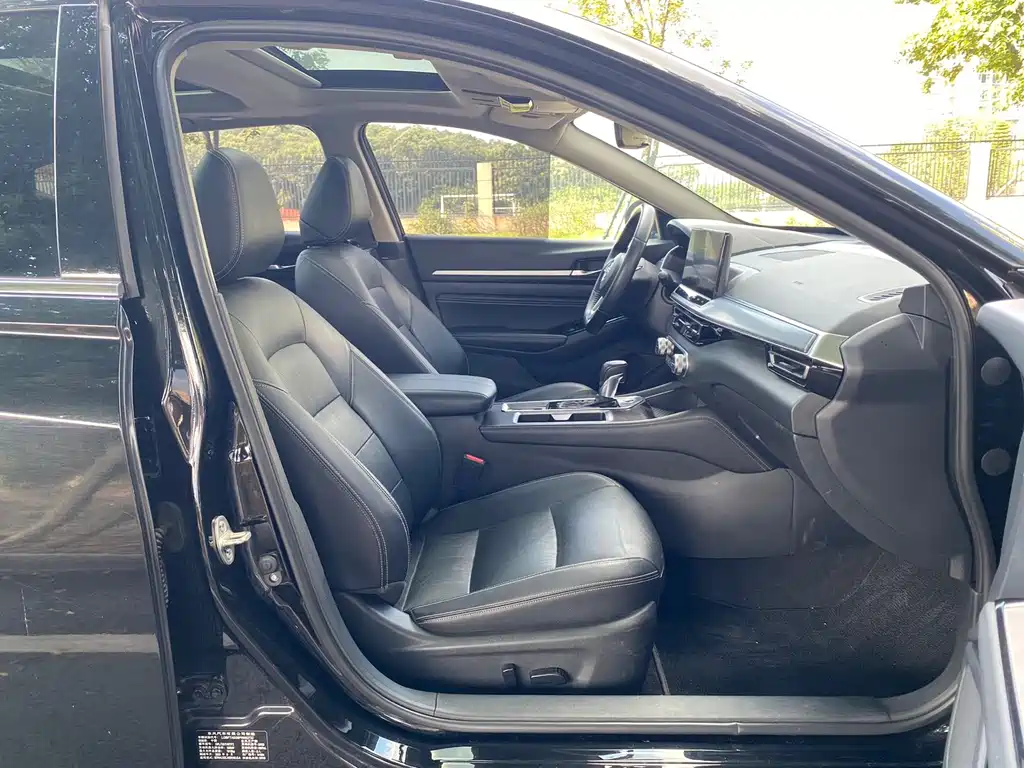Nissan Teana — миниатюра 19