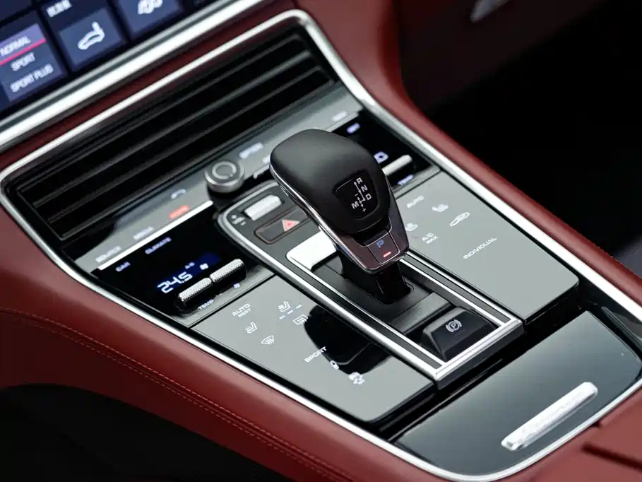 Porsche Panamera — миниатюра 18