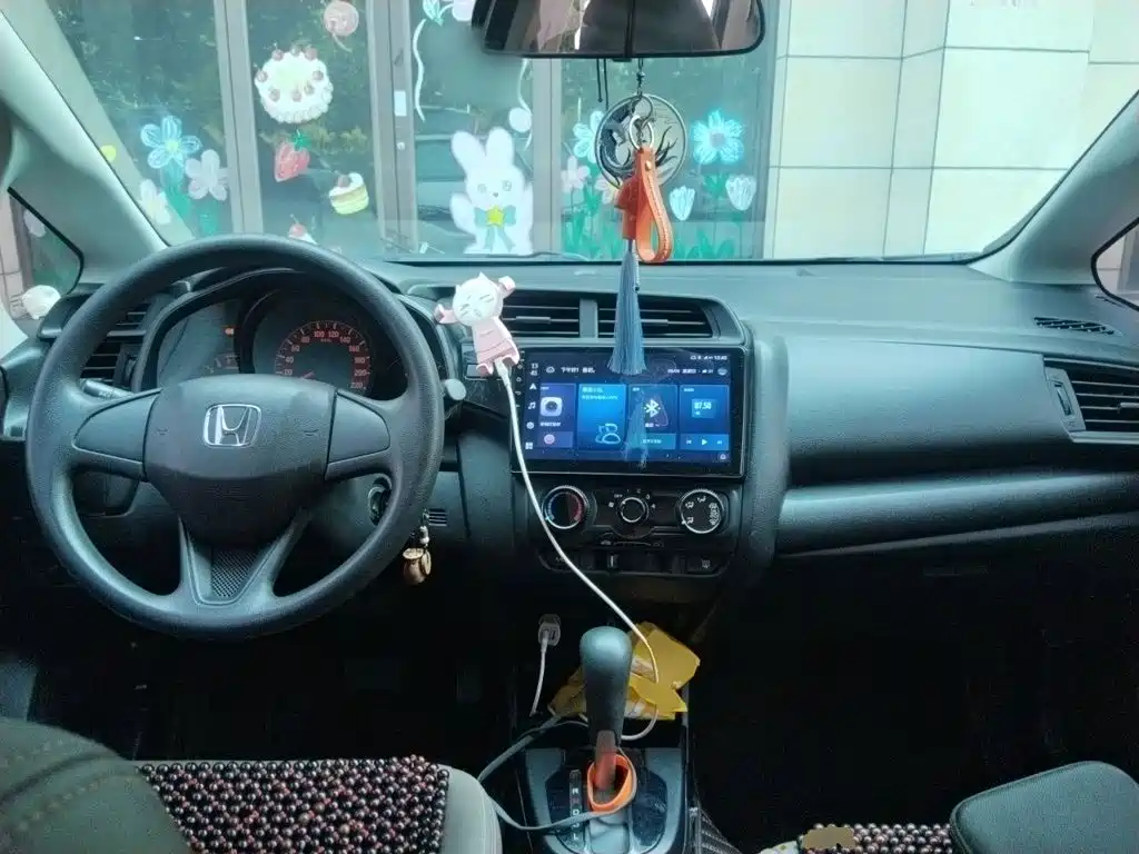 Honda Fit — миниатюра 5