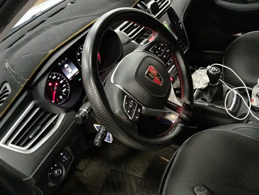 Roewe i5 — миниатюра 15