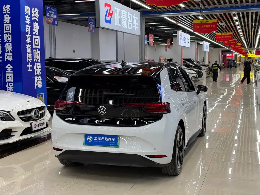 Volkswagen ID.3 — миниатюра 6