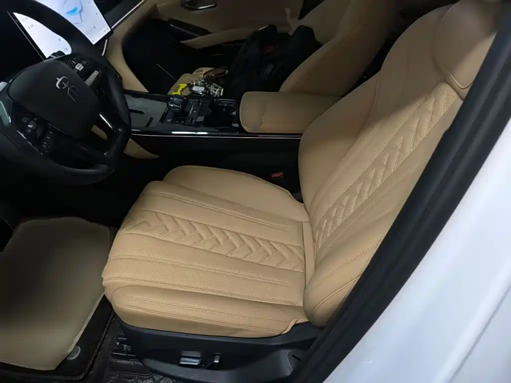 BYD L DM-i — миниатюра 15