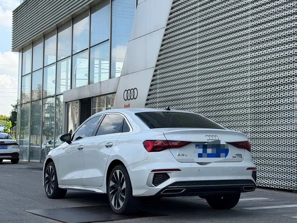 Audi A3 — миниатюра 3