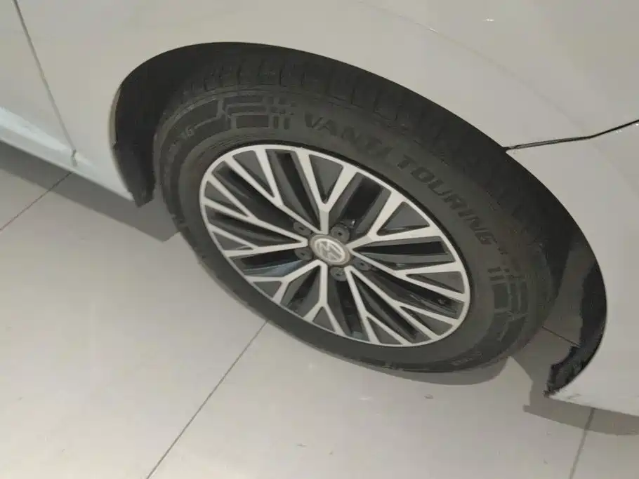 Volkswagen Sagitar — миниатюра 6