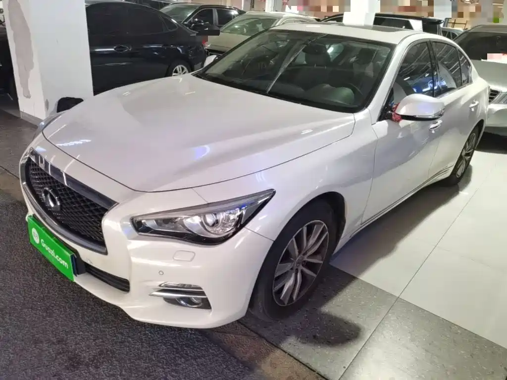 Infiniti Q50L 2016 2.0T Enjoy