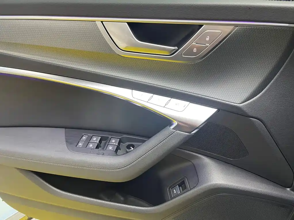 Audi A6 (Import) — миниатюра 7