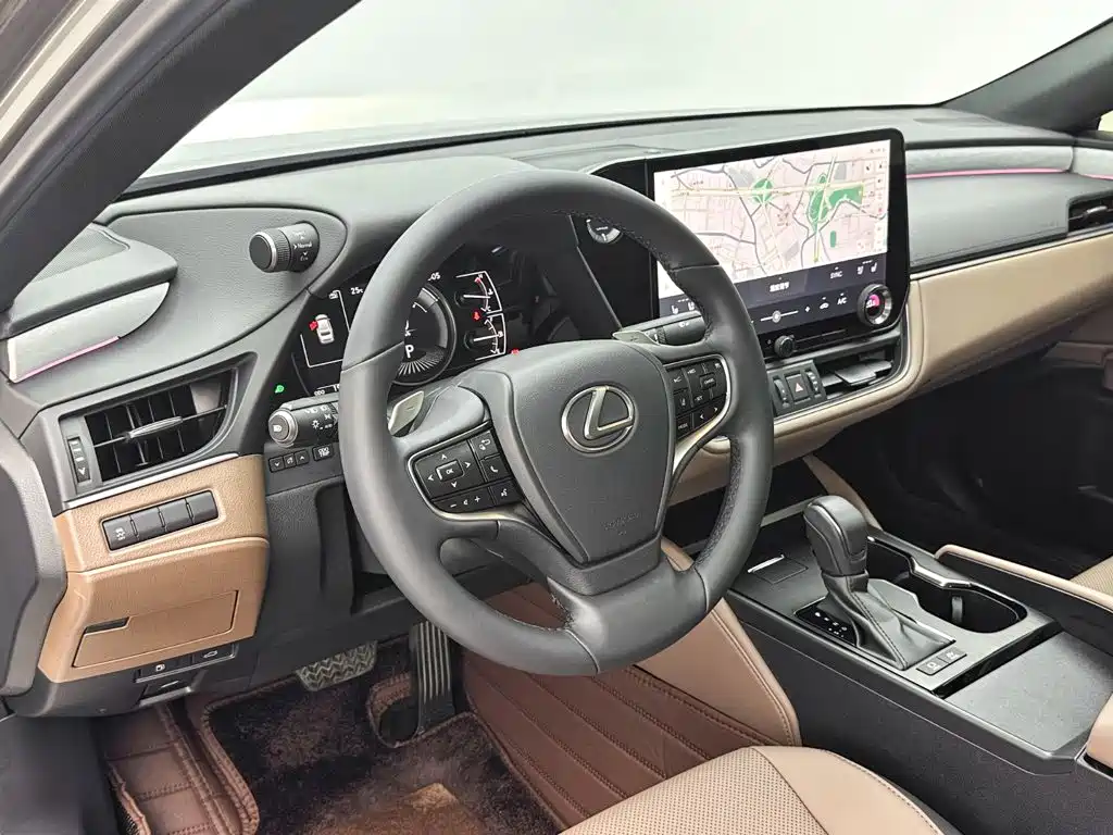 Lexus ES — миниатюра 13