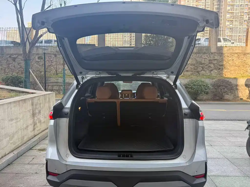 GEELY GALAXY GALAXY L7