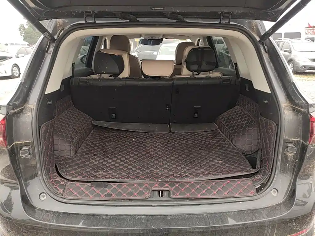 Roewe RX5 MAX — миниатюра 19