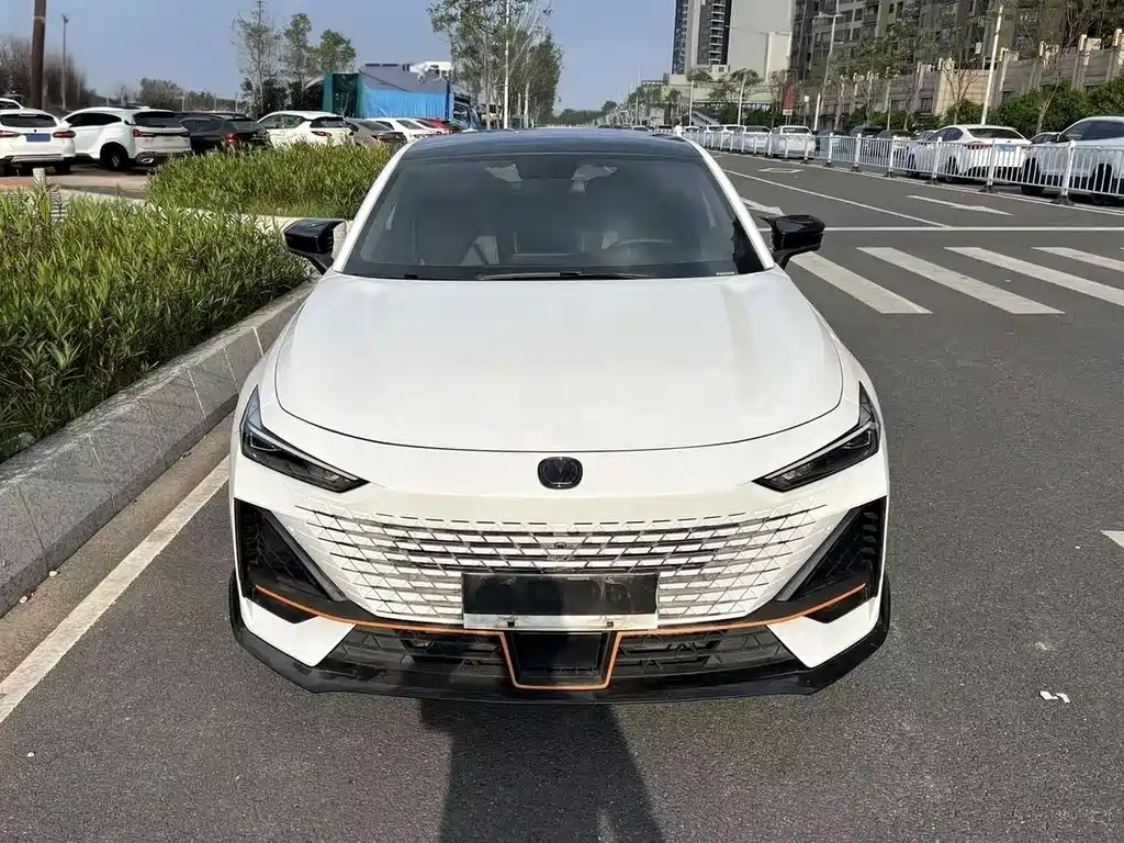 Changan UNI-V — миниатюра 2