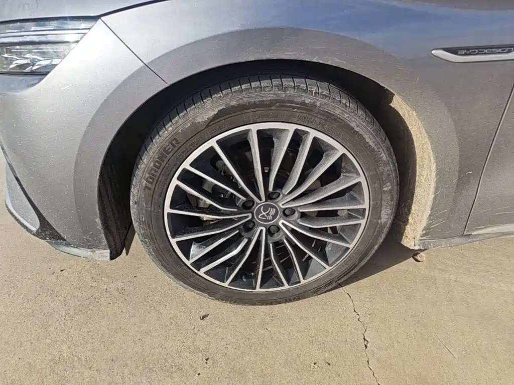BYD Han — миниатюра 23