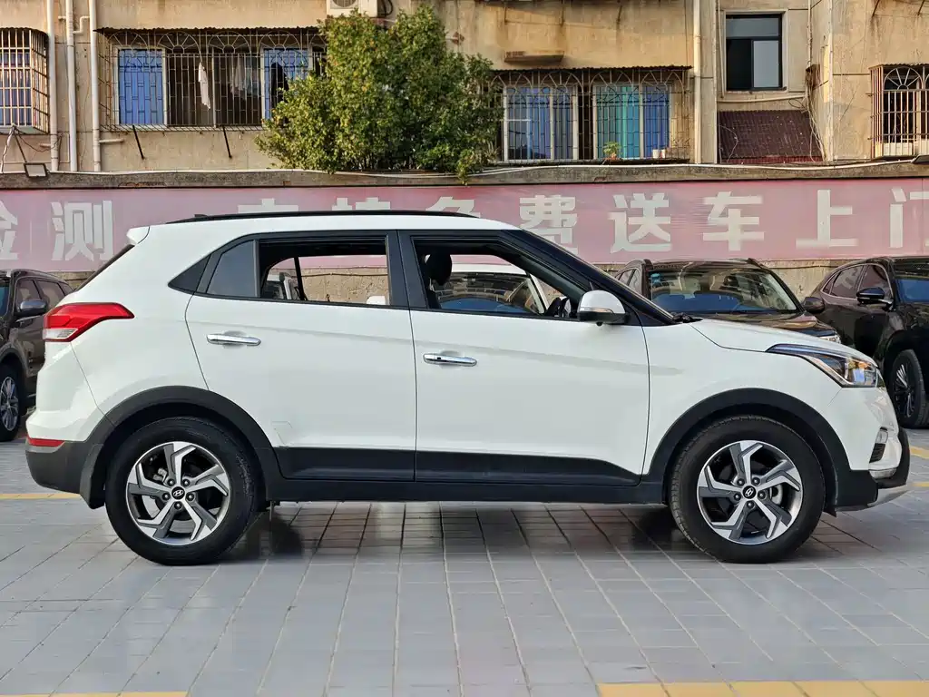Hyundai ix25 — миниатюра 3