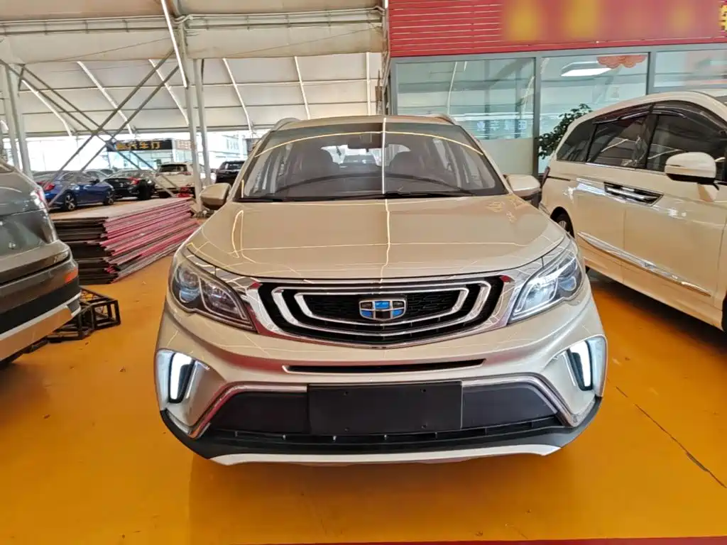Geely Vision X3 — миниатюра 3
