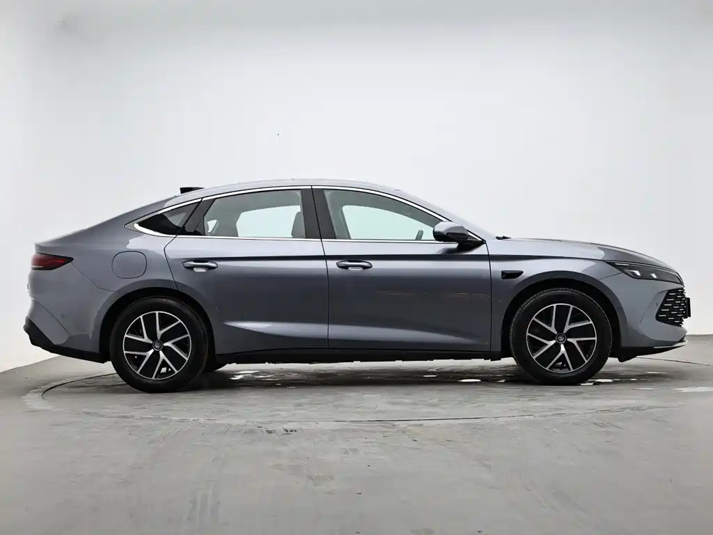 BYD Qin L — миниатюра 5