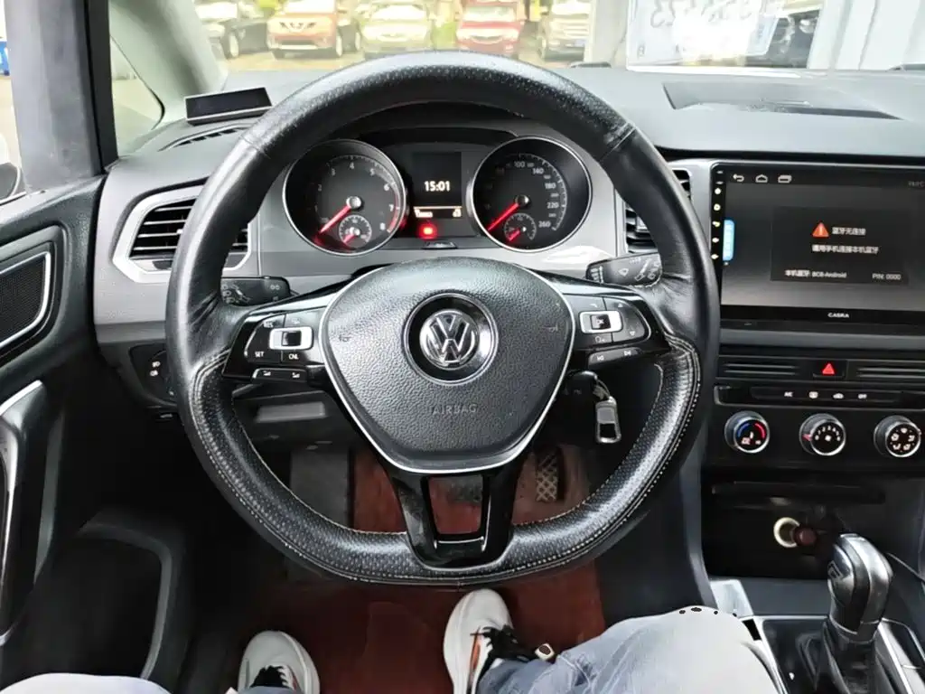 Volkswagen Golf Sportsvan — миниатюра 11