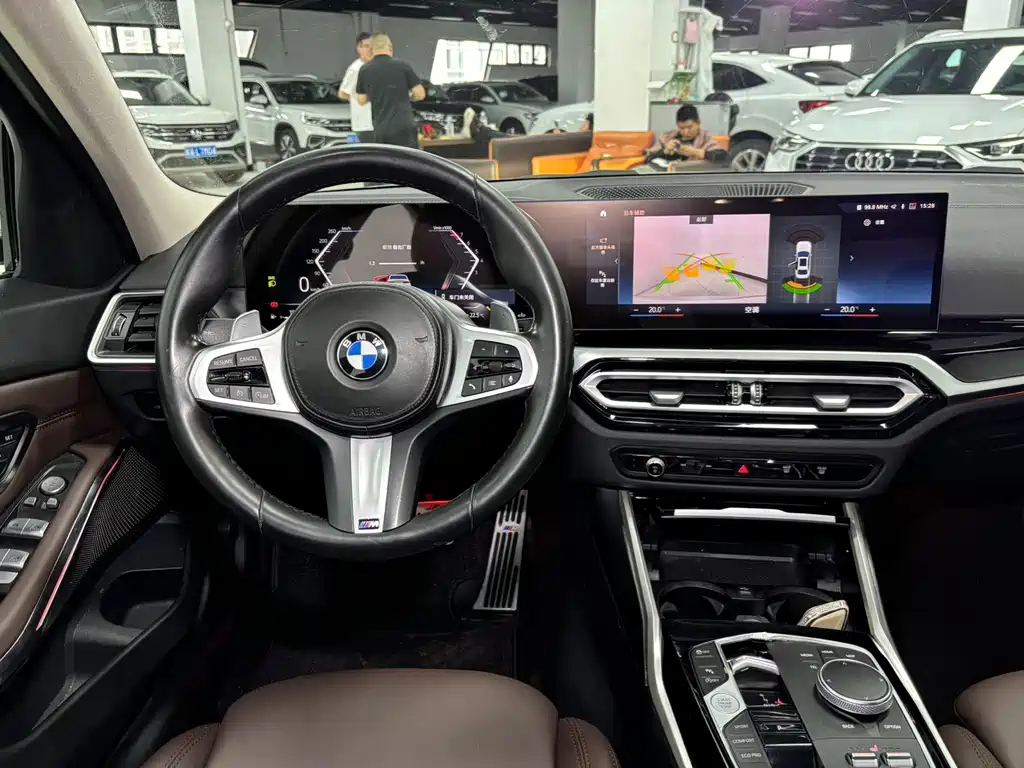 BMW 3 Series — миниатюра 12