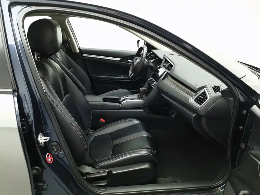 Honda Civic — миниатюра 23