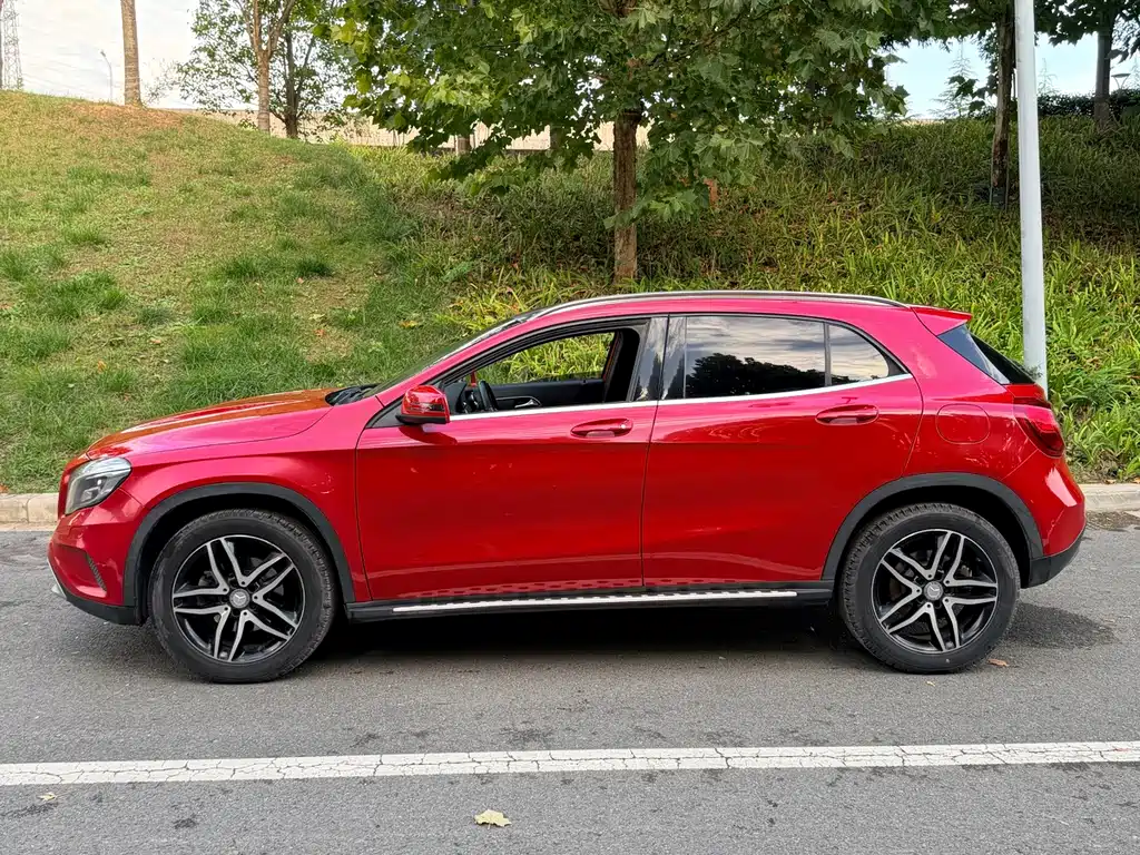 Mercedes-Benz GLA — миниатюра 4