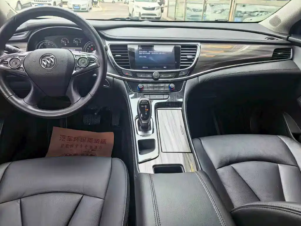Buick LaCrosse — миниатюра 5