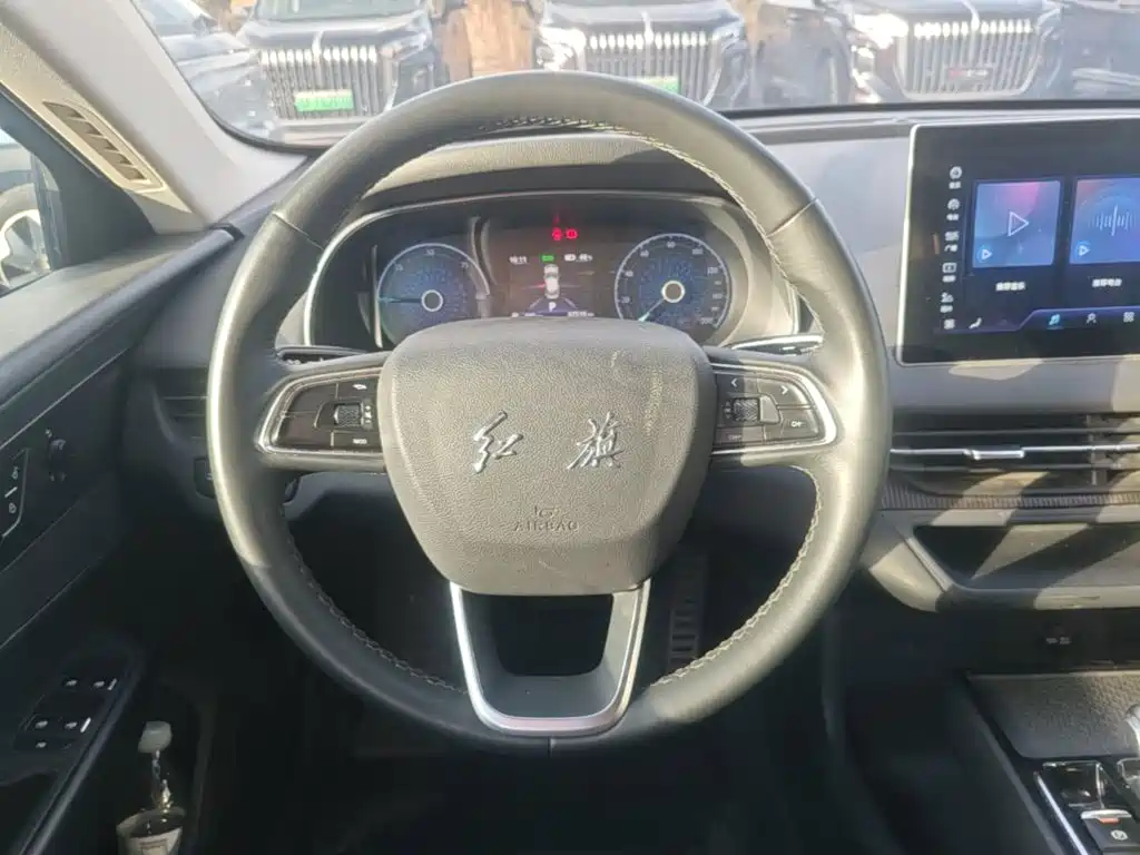 Hongqi Hongqi E-QM5 — миниатюра 11
