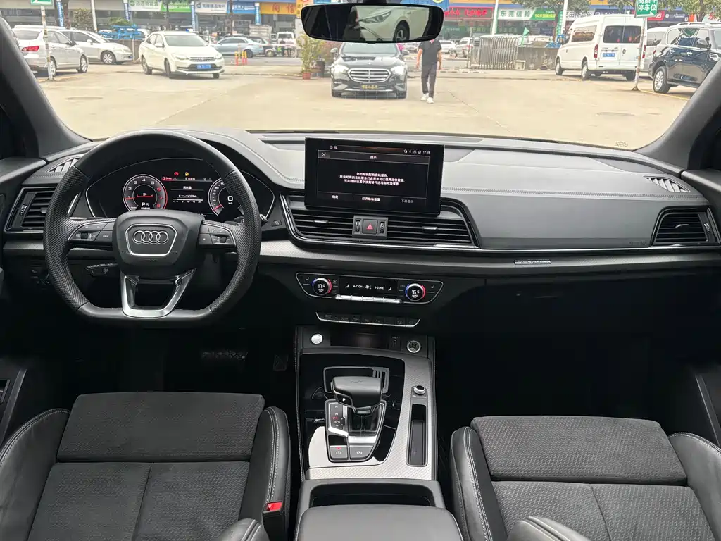 Audi Q5L Sportback 2022 40 TFSI Luxury