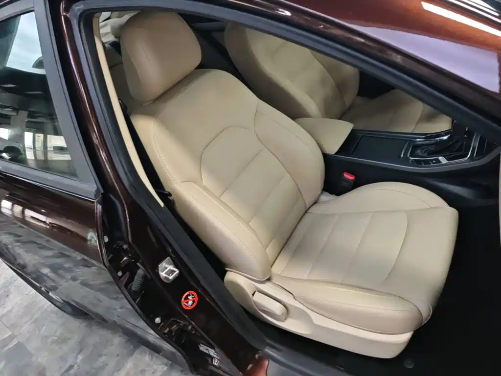 Geely Emgrand — миниатюра 25