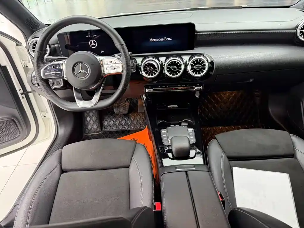 Mercedes-Benz A-Class — миниатюра 4