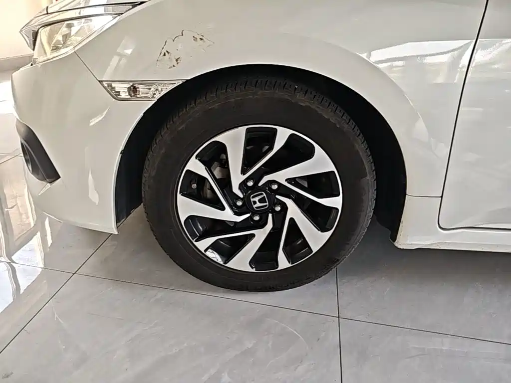 Honda Civic — миниатюра 23
