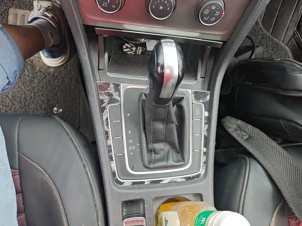 Volkswagen Golf — миниатюра 14