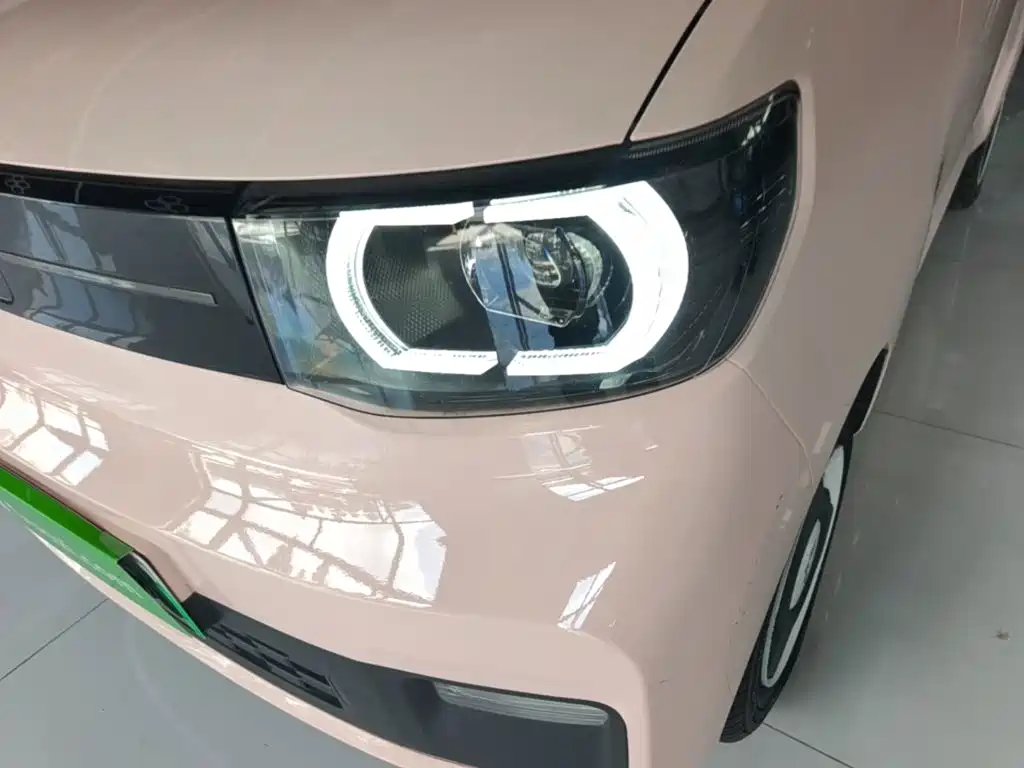 Wuling MINIEV — миниатюра 24