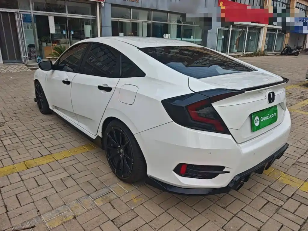 Honda Civic — миниатюра 5