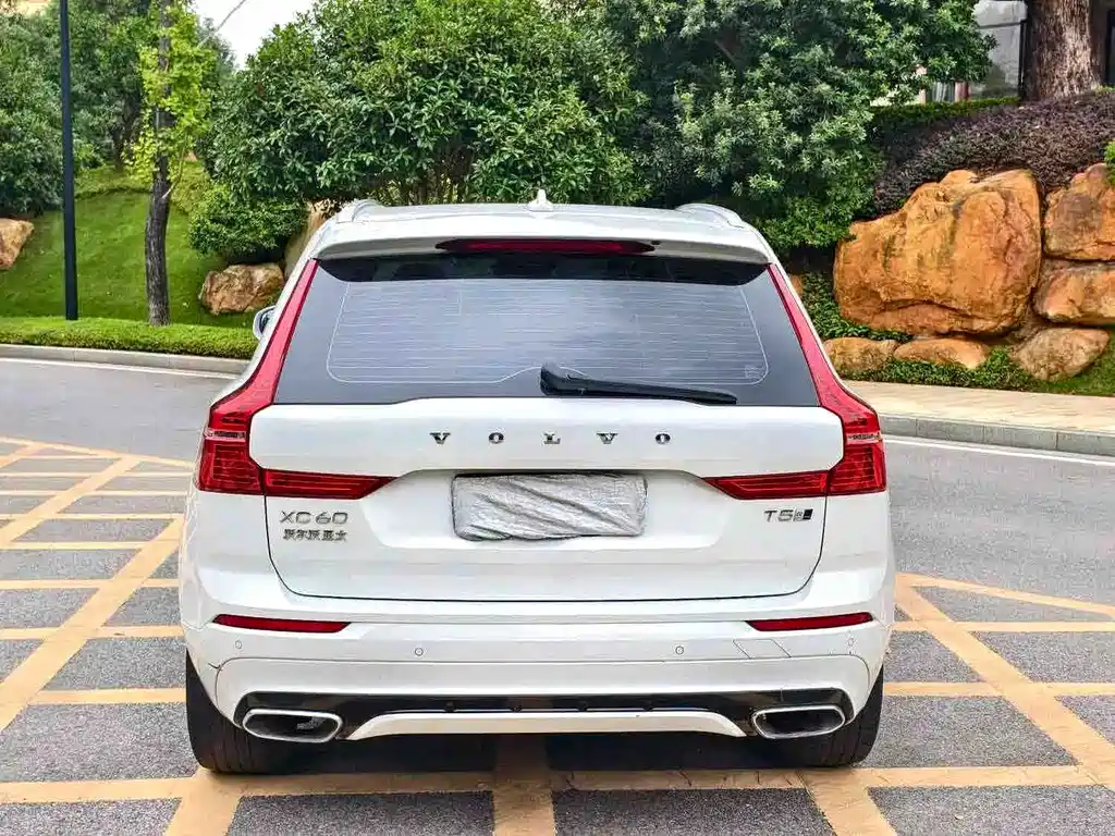 Volvo XC60 — миниатюра 7