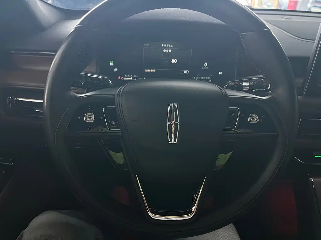 Lincoln Aviator — миниатюра 7