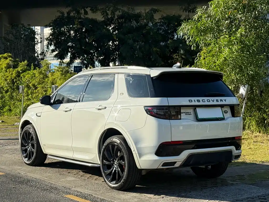 Land Rover Discovery Sport Hybrid — миниатюра 4