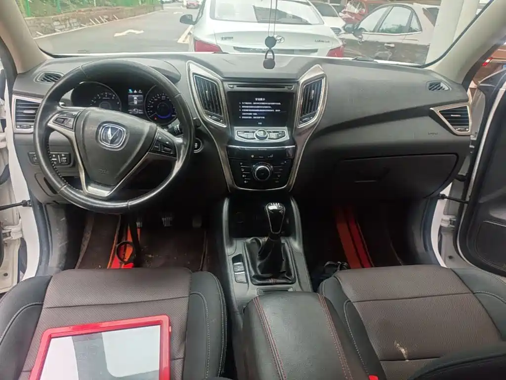 Changan CS75 — миниатюра 10