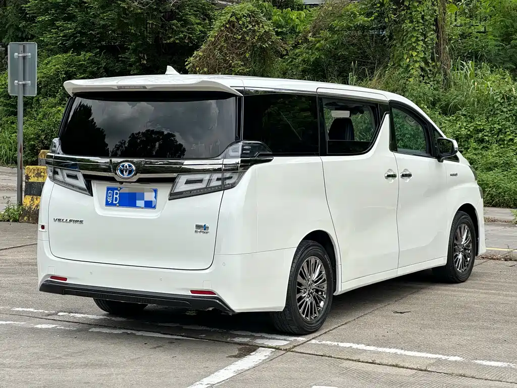 Toyota Vellfire — фотографии объявления, Фото 16