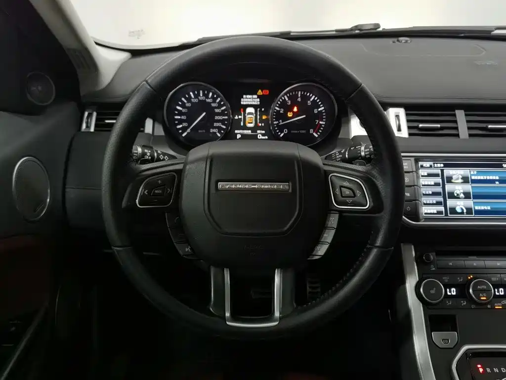 Land Rover Evoque (Import) — миниатюра 11