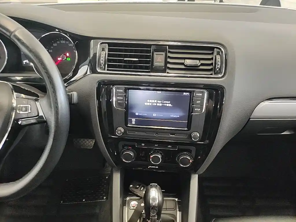 Volkswagen Sagitar — миниатюра 13