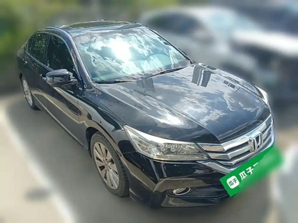 Honda Accord — миниатюра 6