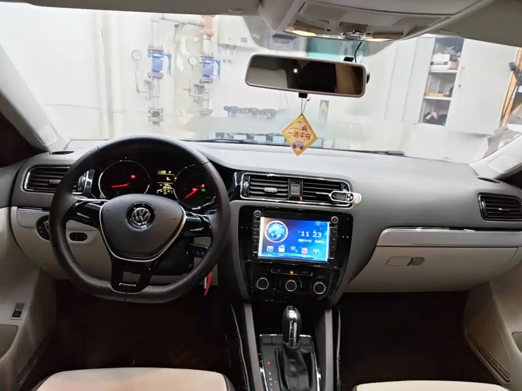 Volkswagen Sagitar — миниатюра 13